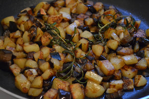 Pommes de terre et aubergines poêlées