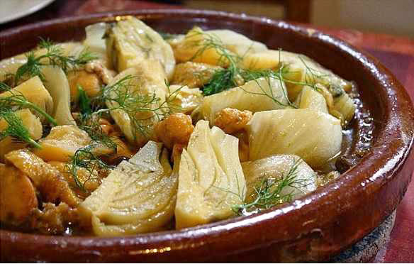 Tajine de Poulet au Fenouil et Pois Chiches