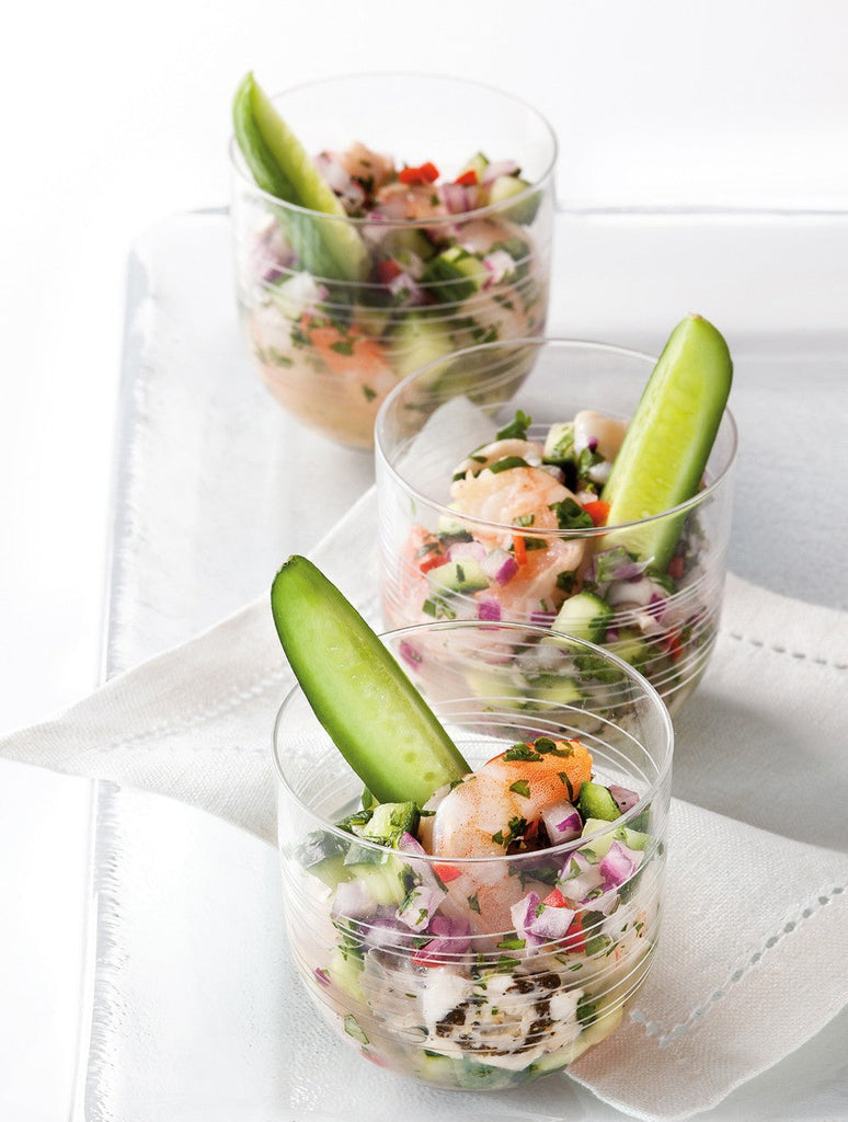 Verrines de ceviche de poisson, citron, tomates séchées et amandes